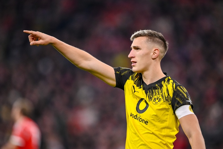 趣体育官网-法尔克：拜仁冬窗无法对格伊采取行动，对施洛特贝克兴趣已降温