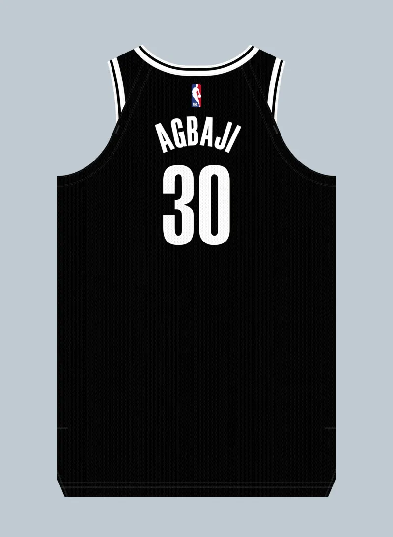 趣体育APP-奥柴-阿巴基将身穿30号球衣，篮网上一个30号是塞思-库里